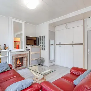 Appartement Superbe Loft T2 13005, Marseille